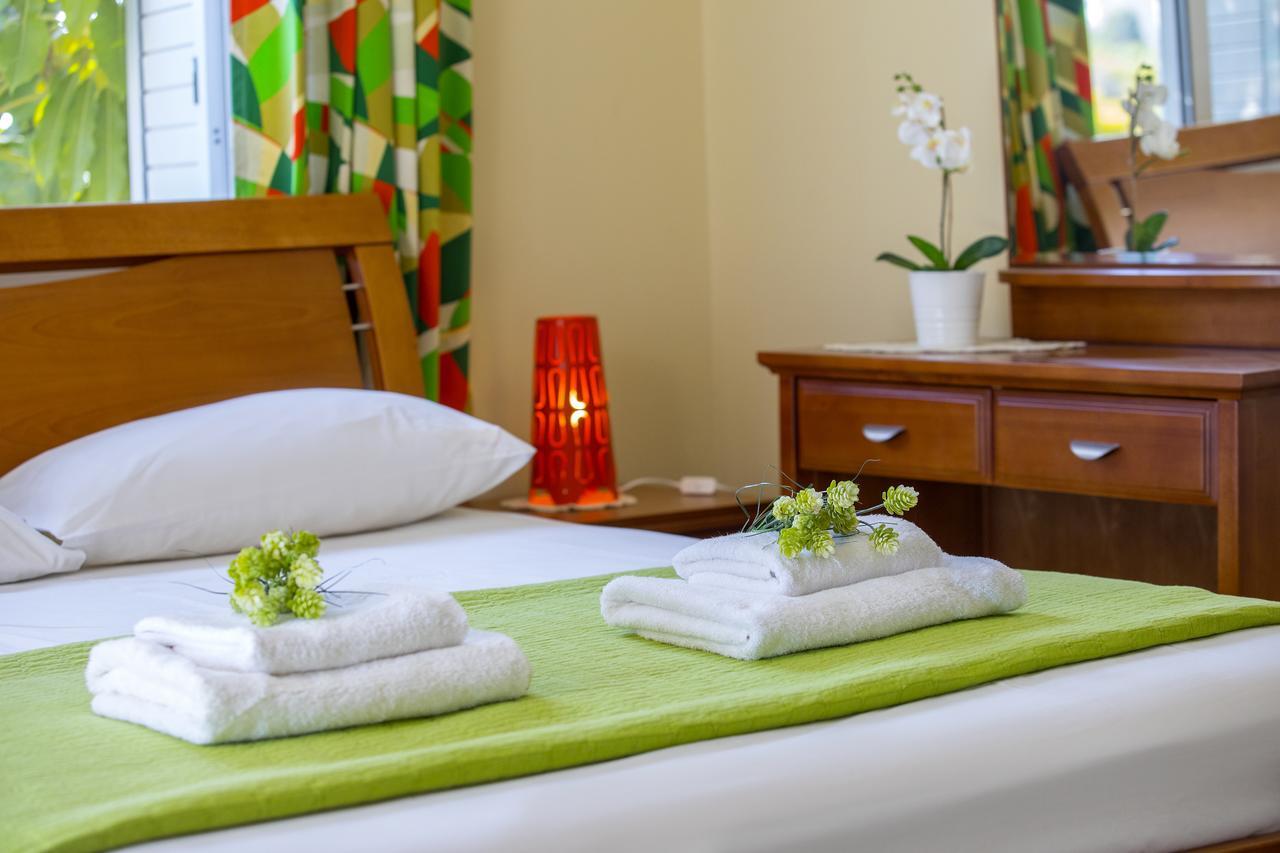 Ayia Napa Tropical Beach Villa 外观 照片