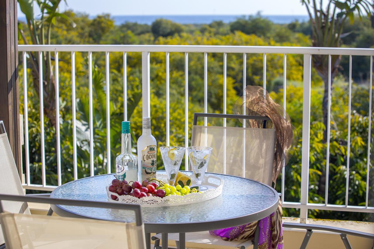 Ayia Napa Tropical Beach Villa 外观 照片
